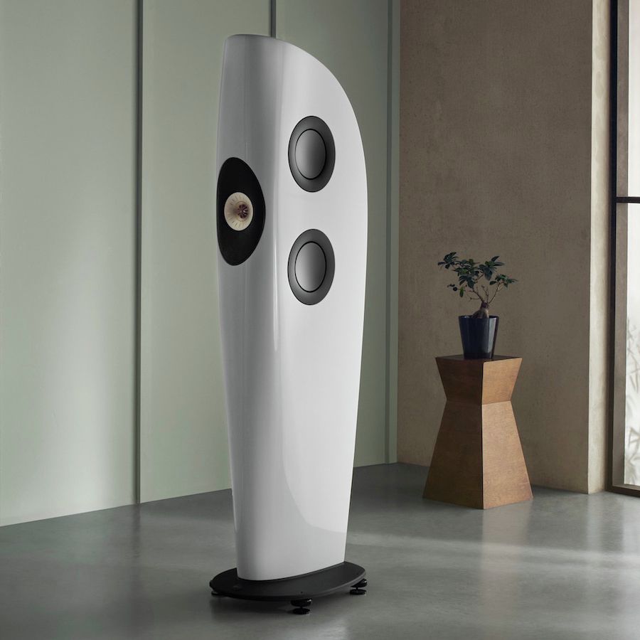 KEF Blade Two Meta im Ambiente