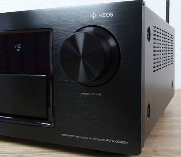 Verarbeitungsqualität des Denon AVR-X6400H