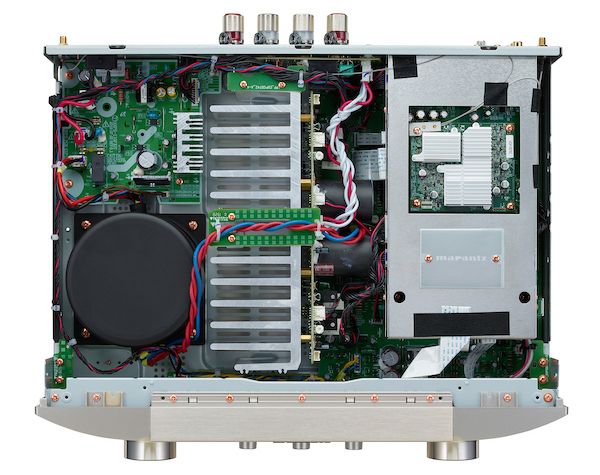 Innenaufbau des Stereo-Vollverstärkers Marantz PM7000N