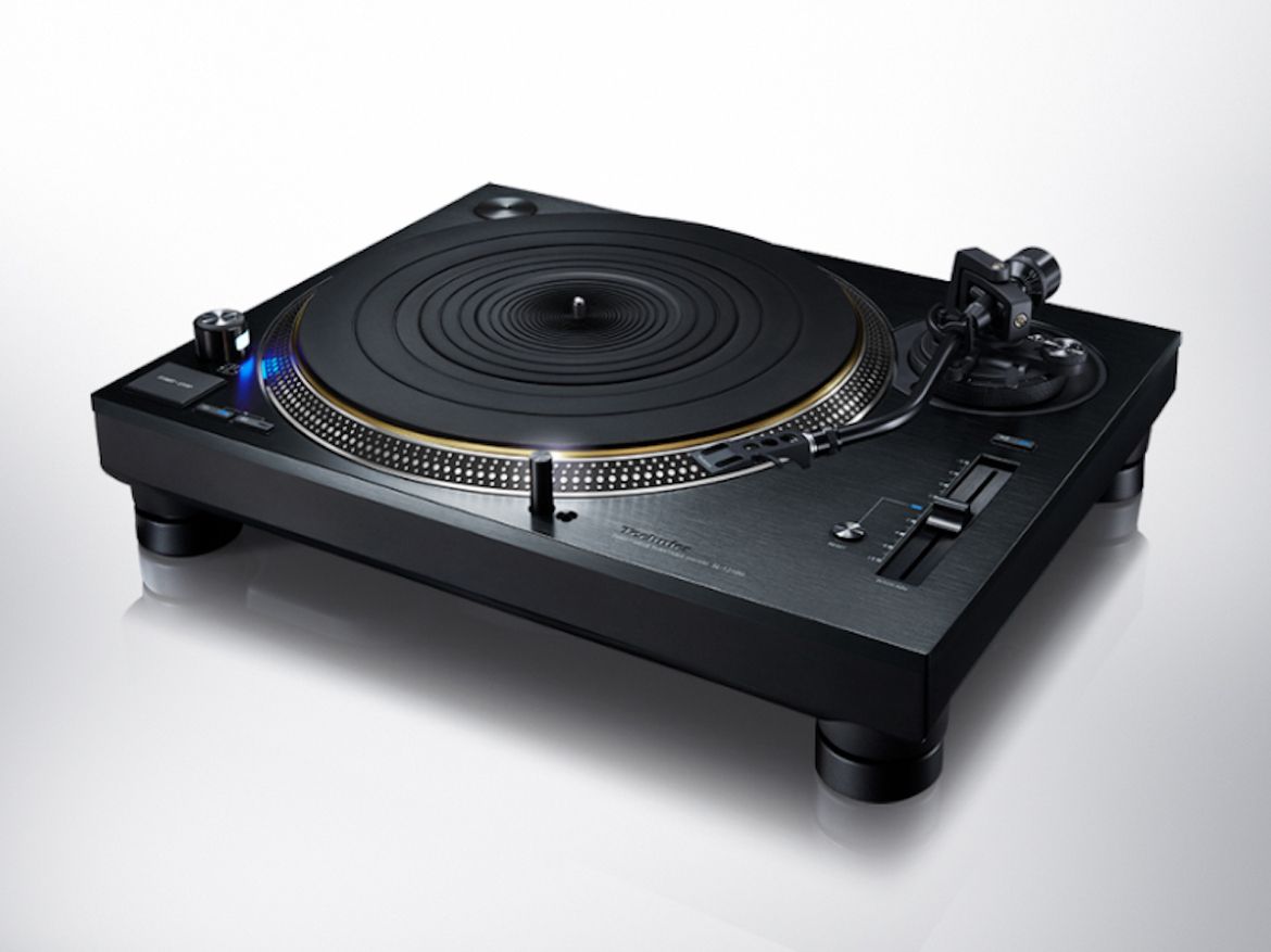 seitliche Ansicht des Technics SL1210G