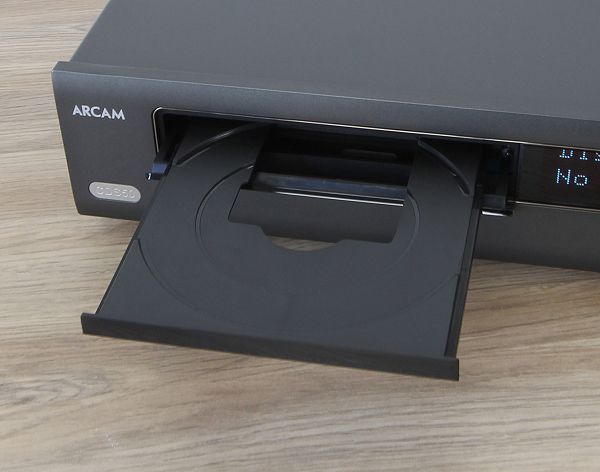 CD-Lade des Arcam CD-S50