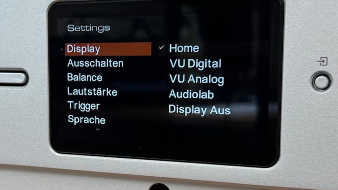 Audiolab Omnia - TFT-Display an der Gerätefront