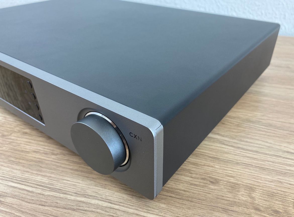 Verarbeitung des Cambridge Audio CX N V2 in Detailaufnahme